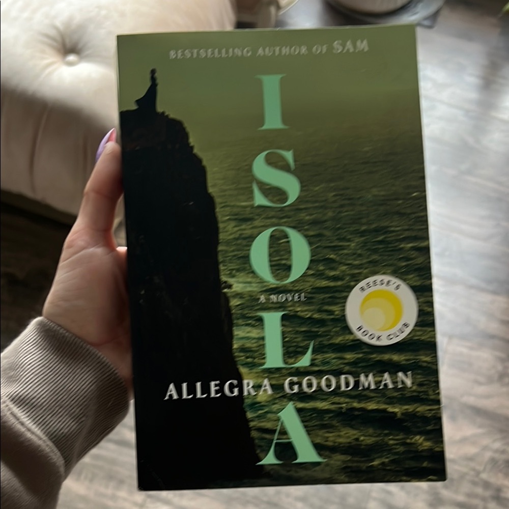 Isola by Allegra Goodman Book